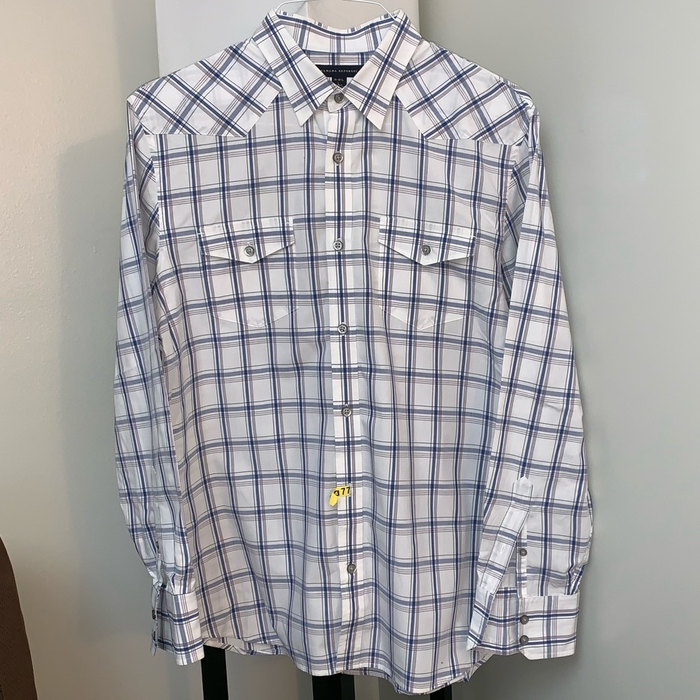 Banana Republic long-sleeve with pockets.